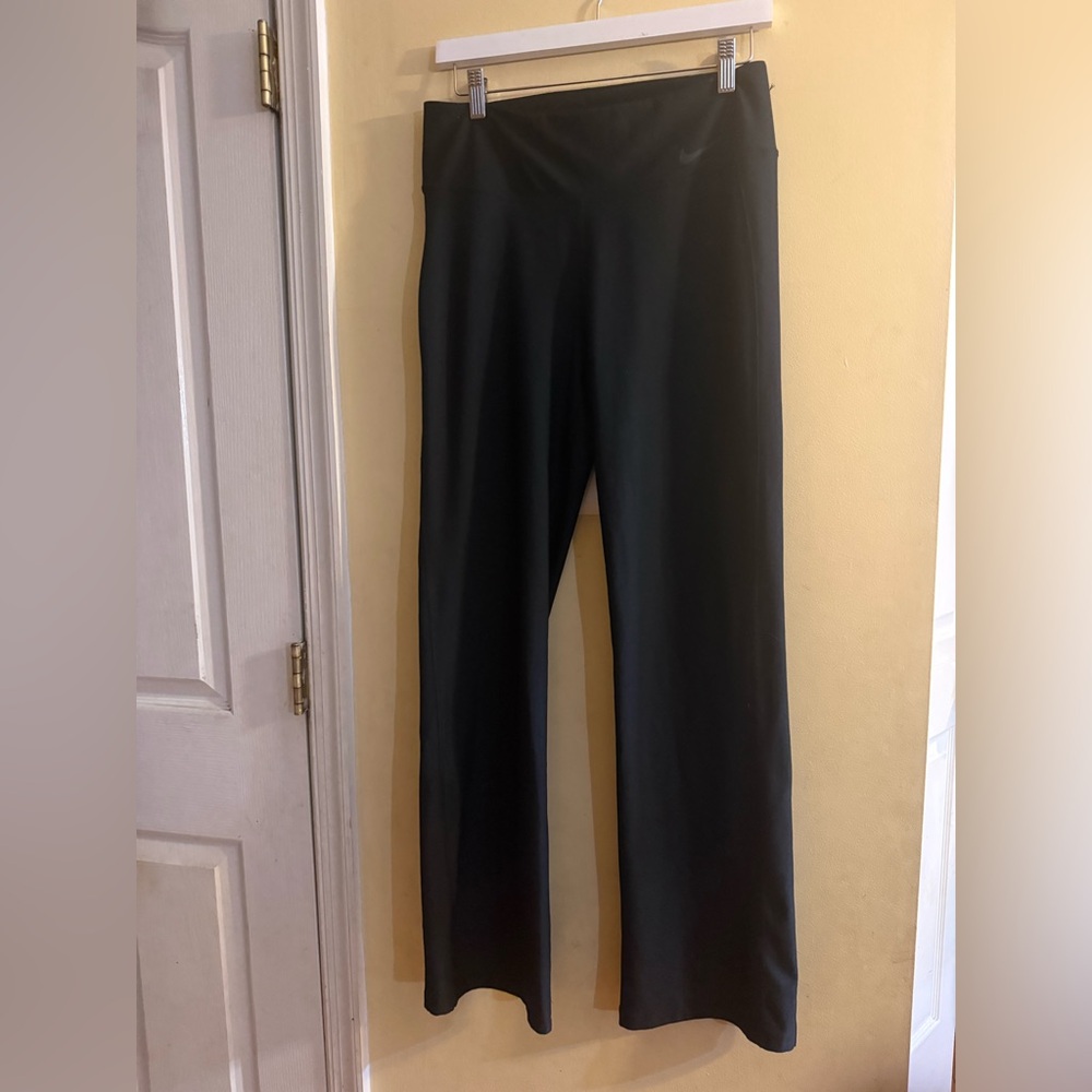 Nike Women's Black Wide-Leg Athletic Pants